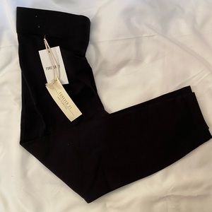 Forever 21 Grown cotton Capri legging